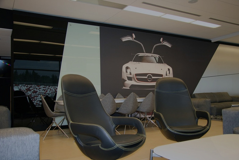 <p>Mercedes-AMG&nbsp;VIP Lounge</p>